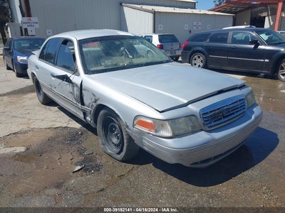 FORD CROWN VICTORIA 2000