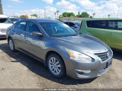 Nissan Altima 2015