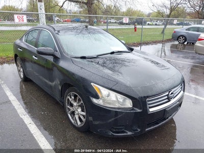 Nissan Maxima 2014