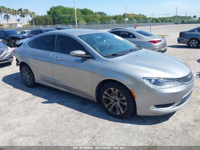 Chrysler 200 2015