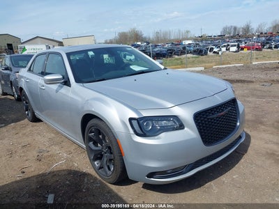 CHRYSLER 300 2022
