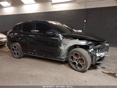 ALFA ROMEO STELVIO 2022
