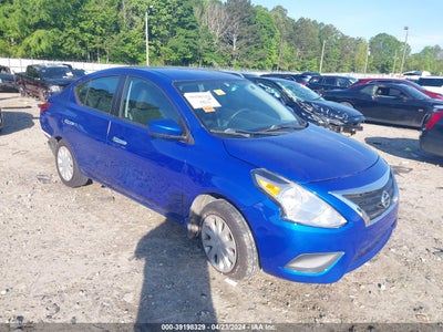 NISSAN VERSA 2017