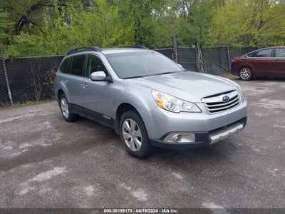 SUBARU OUTBACK 2012