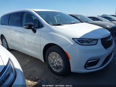 Chrysler Pacifica 2024