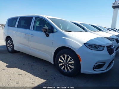 Chrysler Pacifica 2024