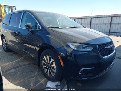 Chrysler Pacifica 2024