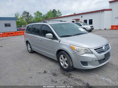 Volkswagen Routan 2009