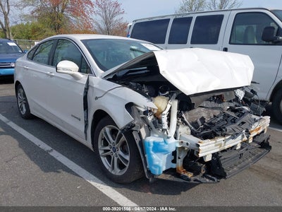 FORD FUSION HYBRID 2015