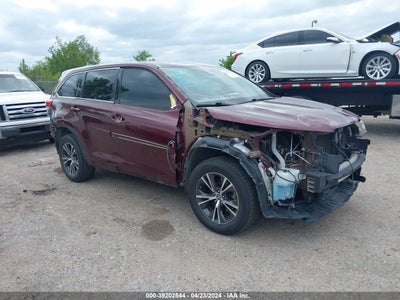TOYOTA HIGHLANDER 2017