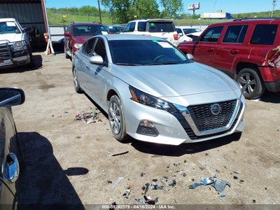 NISSAN ALTIMA 2022