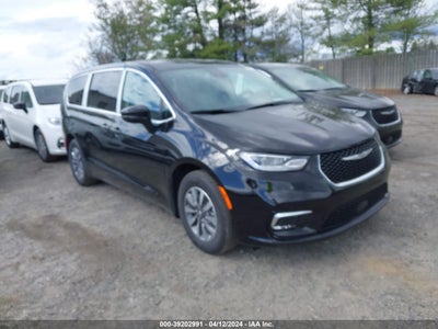 Chrysler Pacifica 2024