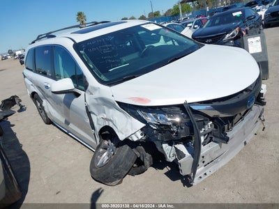 TOYOTA SIENNA 2023