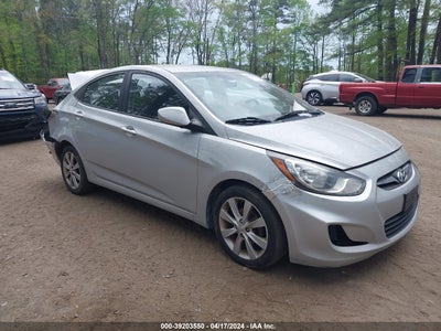 HYUNDAI ACCENT 2013