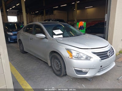 NISSAN ALTIMA 2015