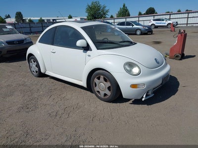 VOLKSWAGEN NEW BEETLE 2000