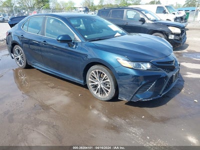 TOYOTA CAMRY 2019