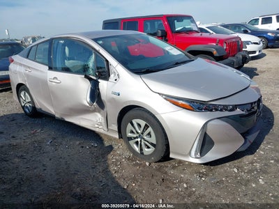 TOYOTA PRIUS PRIME 2017