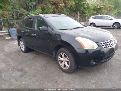 Nissan Rogue 2010