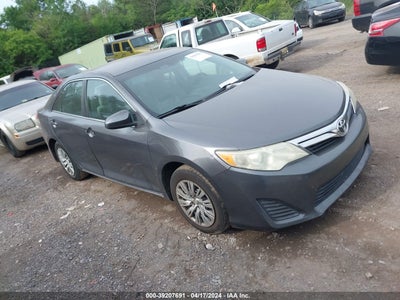 Toyota Camry 2014