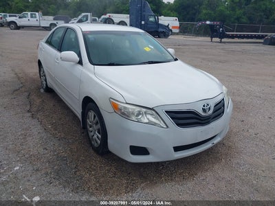 TOYOTA CAMRY 2010