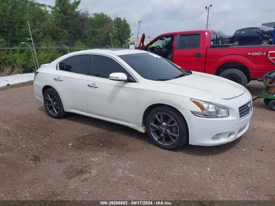 Nissan Maxima 2014