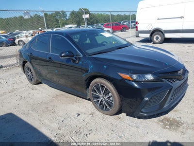 TOYOTA CAMRY 2022