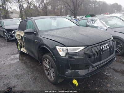 AUDI E-TRON 2021