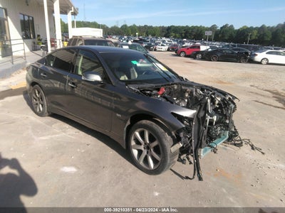 INFINITI Q50 2017