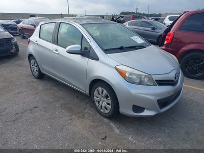 TOYOTA YARIS 2012