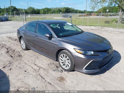 TOYOTA CAMRY 2021