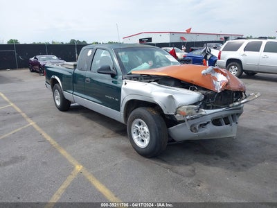 DODGE DAKOTA 2000