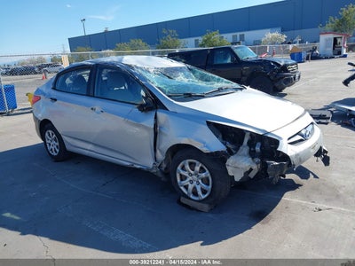 HYUNDAI ACCENT 2013