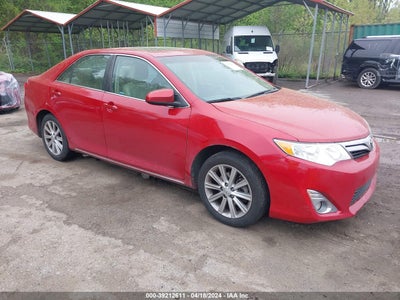 TOYOTA CAMRY 2014