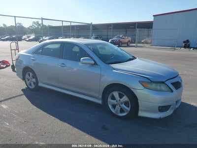 Toyota Camry 2011