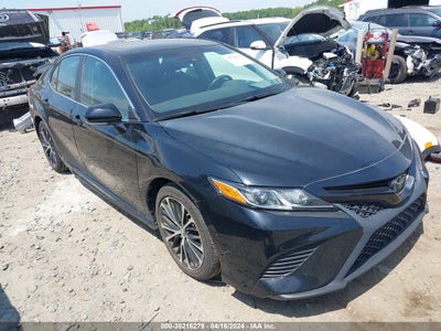 TOYOTA CAMRY 2018