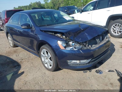 VOLKSWAGEN PASSAT 2014
