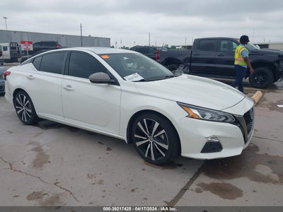 Nissan Altima 2019