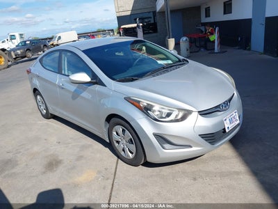Hyundai Elantra 2016