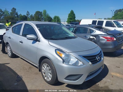 NISSAN VERSA 2017