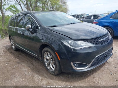 CHRYSLER PACIFICA 2018