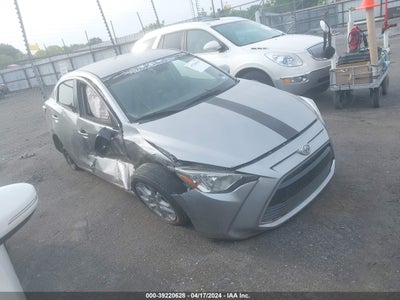 Scion Ia 2016