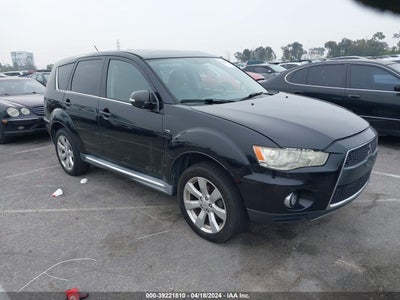 MITSUBISHI OUTLANDER 2011