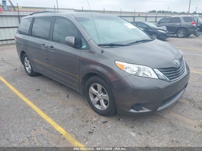 Toyota Sienna 2012