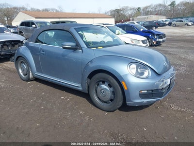 Volkswagen Beetle 2016