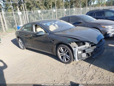 TESLA MODEL S 2014
