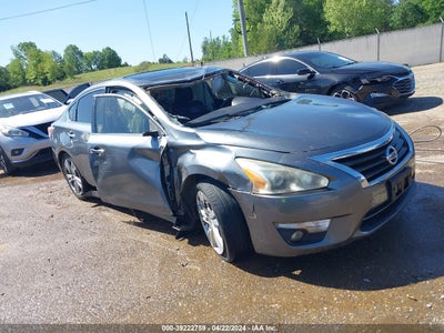 NISSAN ALTIMA 2015