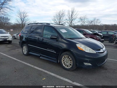 TOYOTA SIENNA 2008