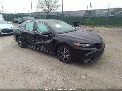 TOYOTA CAMRY 2022