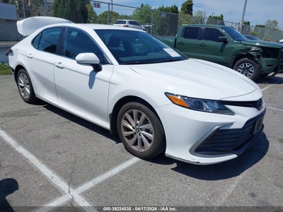 TOYOTA CAMRY 2023